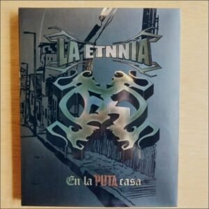 La Etnnia - En La Puta Casa - Libro