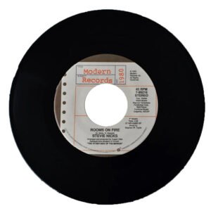 Nicks, Stevie - Rooms On Fire [7"]
